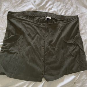 army green mini skirt 3x